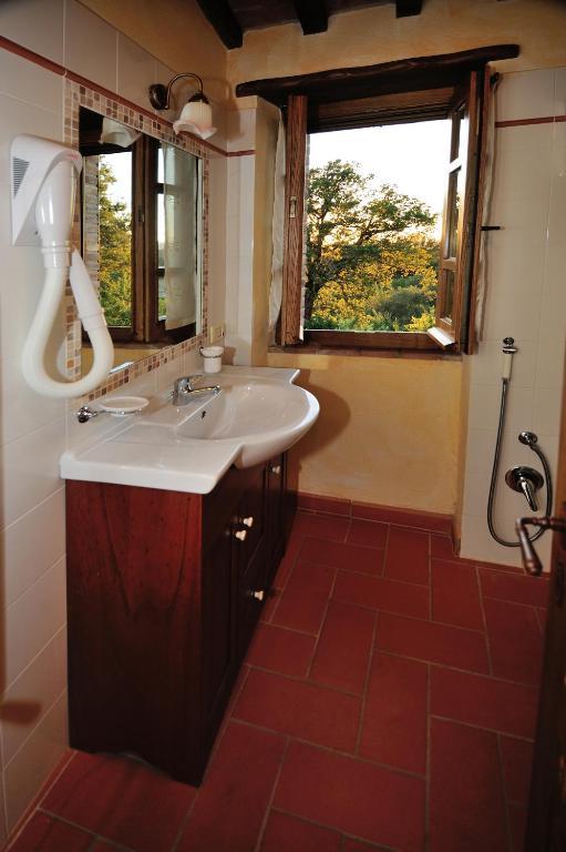 Agriturismo I Monti Semproniano Стая снимка